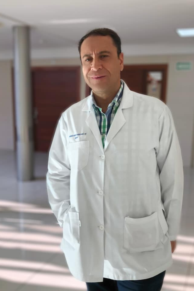dr. carlos arturo gonzalez gonzalez urología especializada (4)